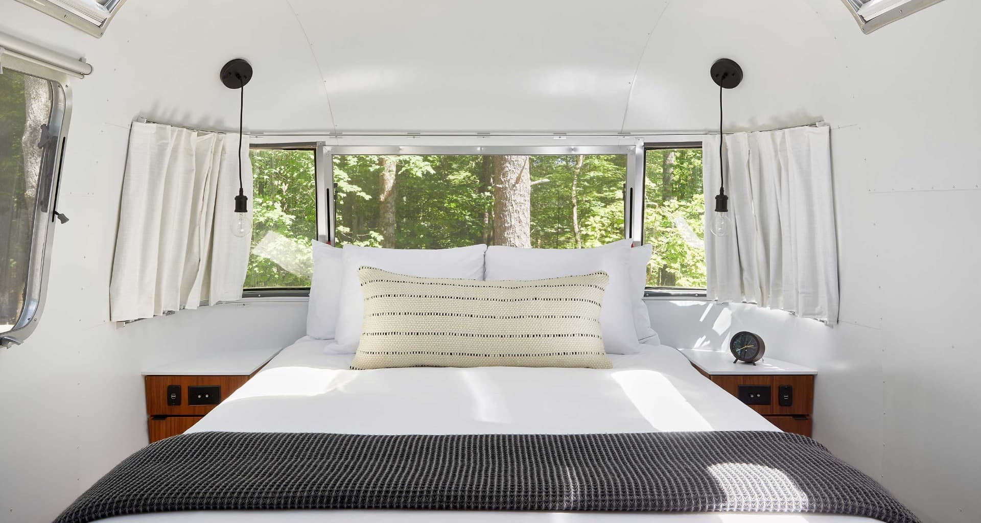 Airstream Suite - Photo 1