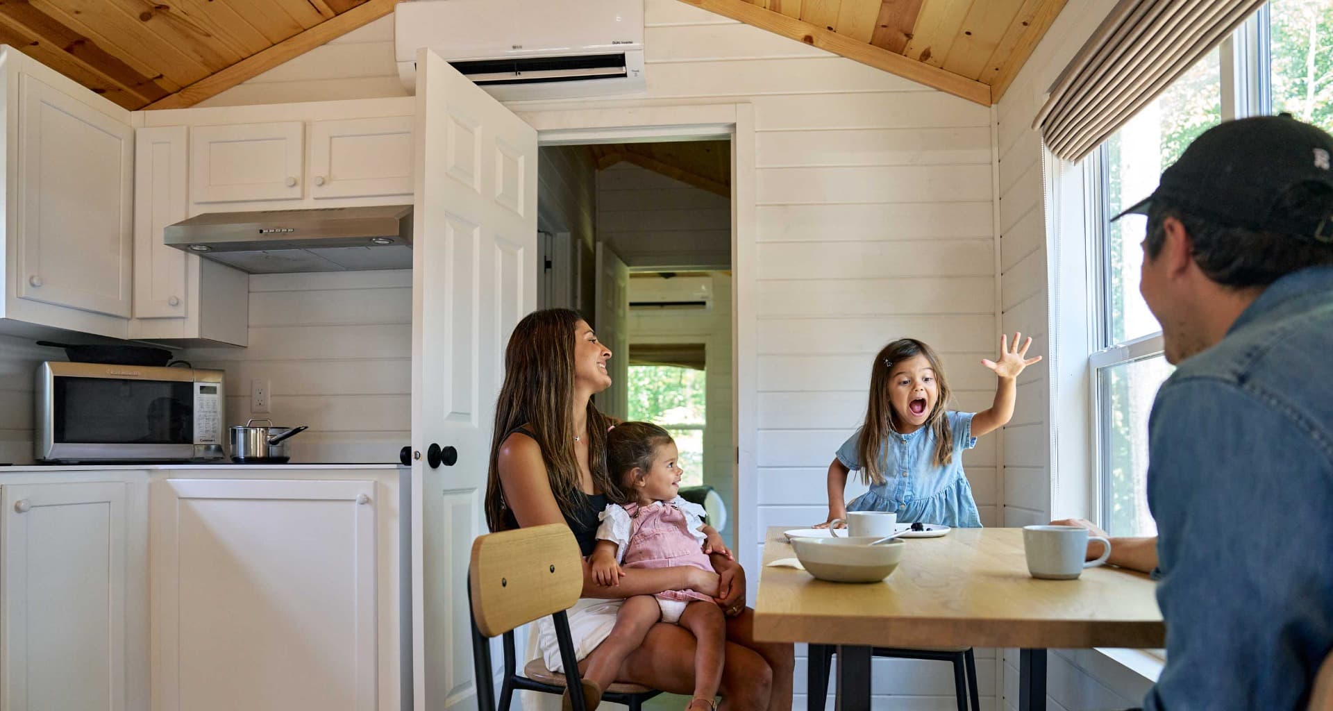 Family Cabin - Photo 8